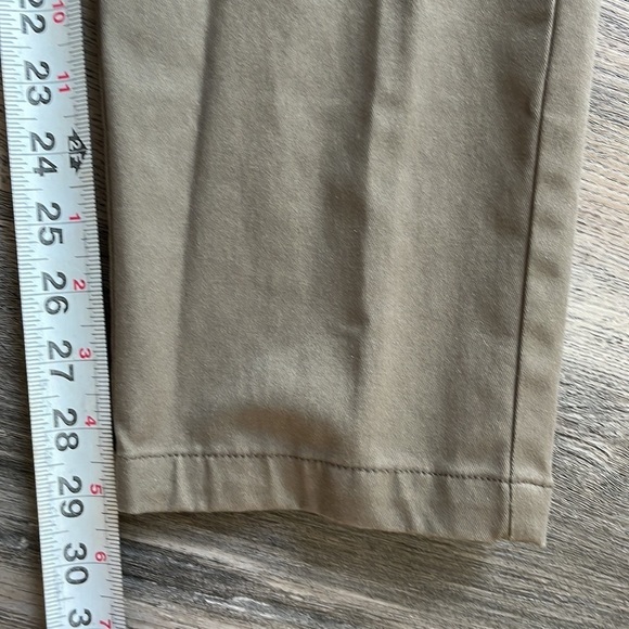 Old Navy Mens Brown Athletic Taper Pants with Built in Flex, Chino, size 30x30 - Picture 8 of 10